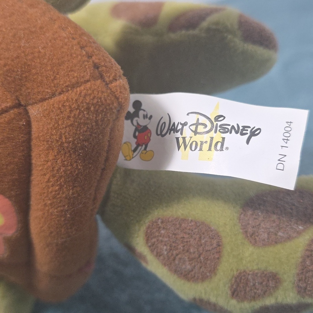 Disney Squirt From Finding Nemo Plush Turtle - Picture 2 of 4